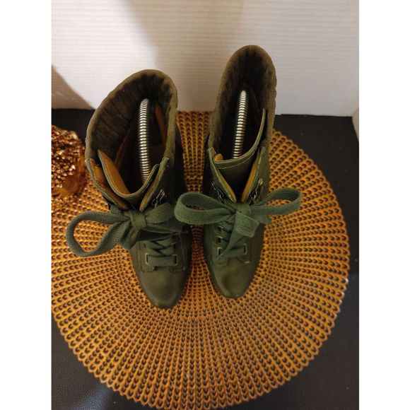 Circa Joan and David Leather Boots Size 6M - Picture 3 of 5